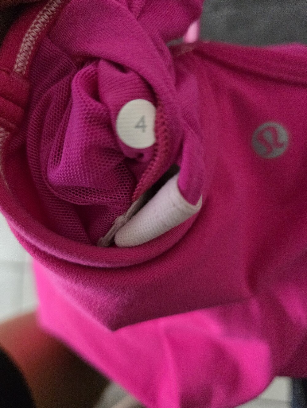 Lululemon Hot Pink Racer Back Fitted Tank With Built In Bra Long Length Size 4 - Picture 10 of 10